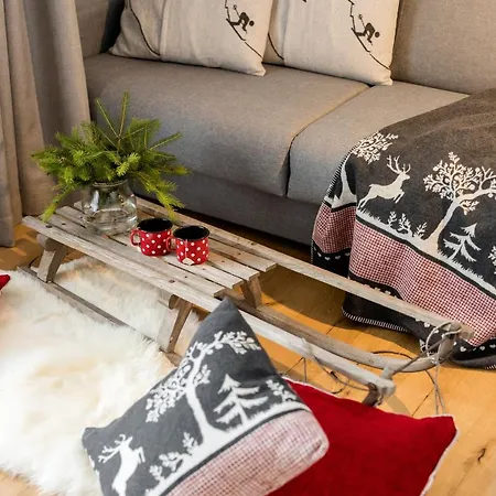 And Kaja קרנייסקה גורה