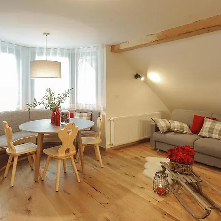 And Kaja * קרנייסקה גורה